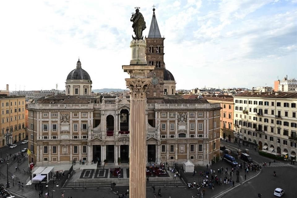 Esta es la basílica de la Santa María la Mayor, en Roma.