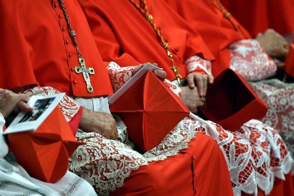 La posición de apertura del Papa Francisco provocó tensiones entre los grupos de ultra poder dentro de la Iglesia, originarios de Alemania, España, Estados Unidos y África, afirmó Gaytán.