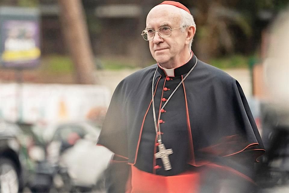 Jonathan Pryce tenía un gran parecido con el Papa Francisco.