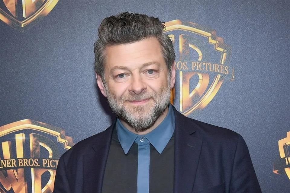 Serkis, quien también dará su voz a un personaje, dirige la película a partir de un guion de Nick Stoller.