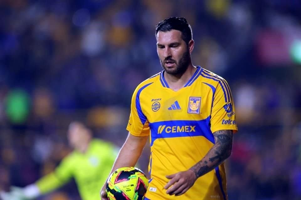 Mauricio Culebro piensa que André-pierre Gignac aún tiene mucho que dar.