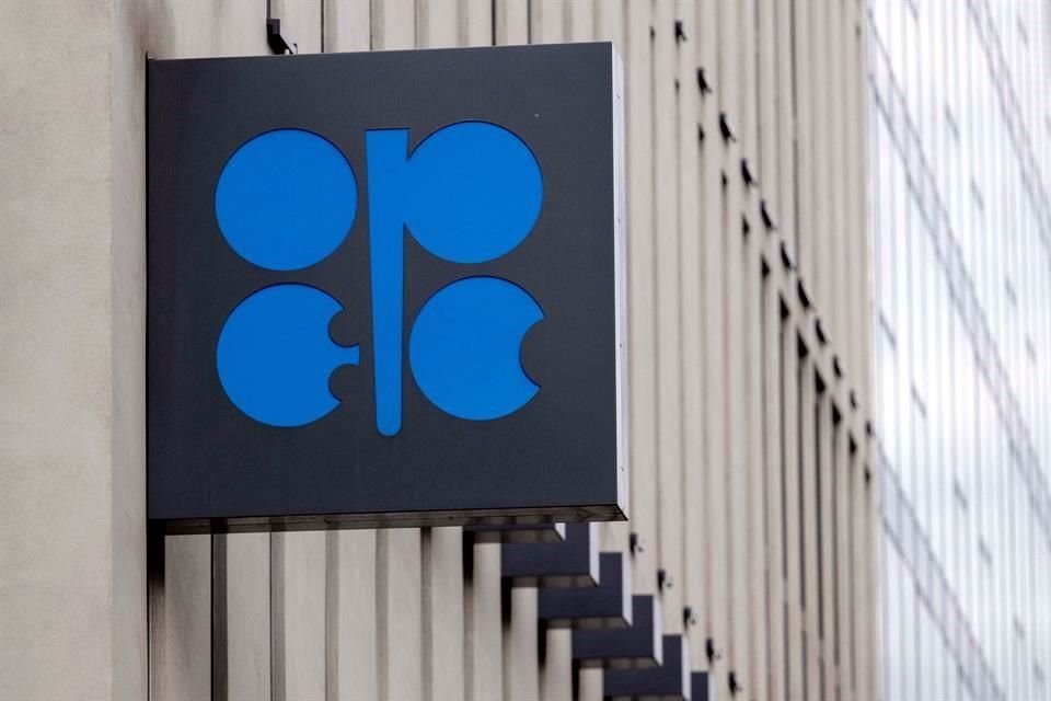 Países de la alianza OPEP+ anunciaron que incrementarán en 548 mil barriles diarios su producción petrolera a partir de agosto.