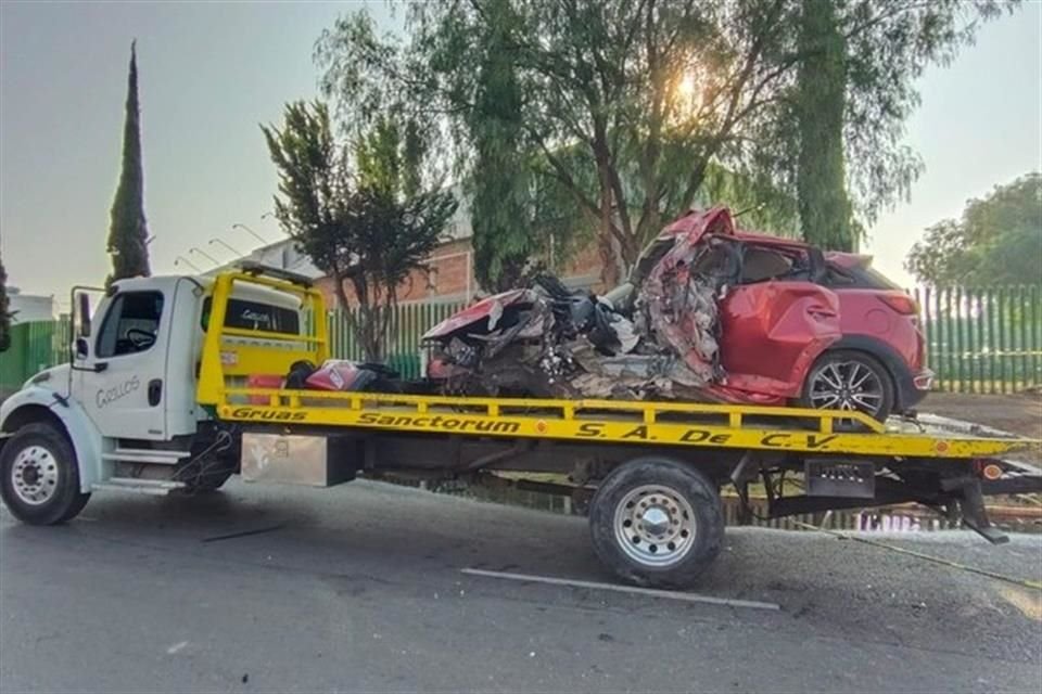 El lesionado fue trasladado al hospital por paramédicos de Protección Civil.