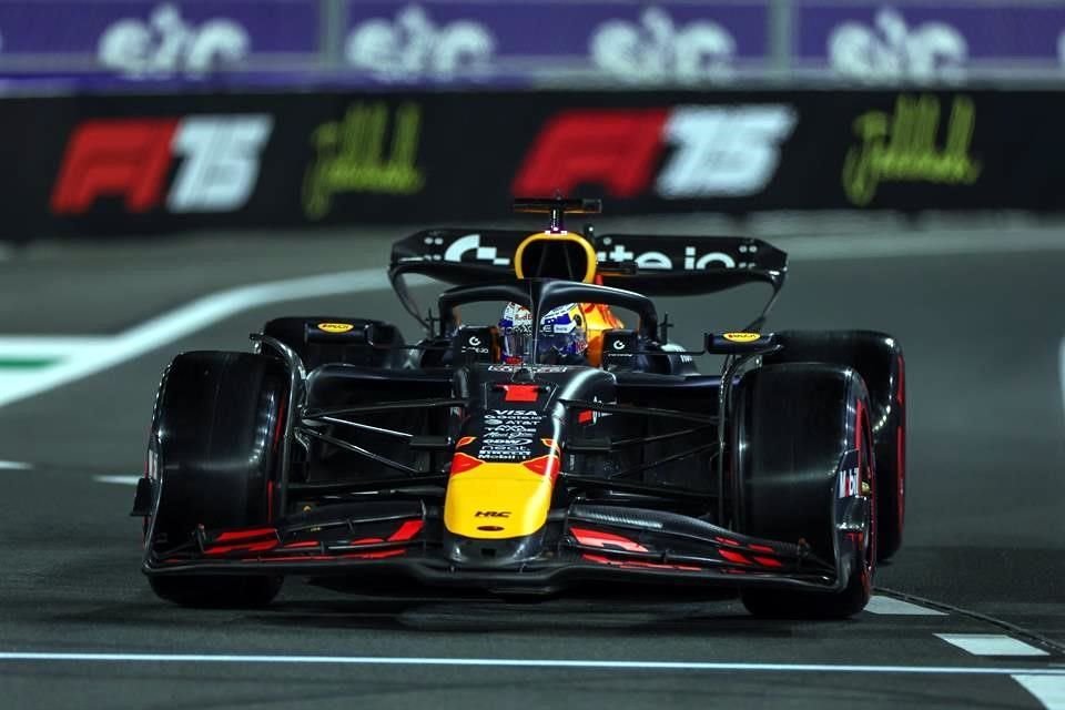 Los rumores sobre una salida de Max Verstappen de Red Bull no cesan.