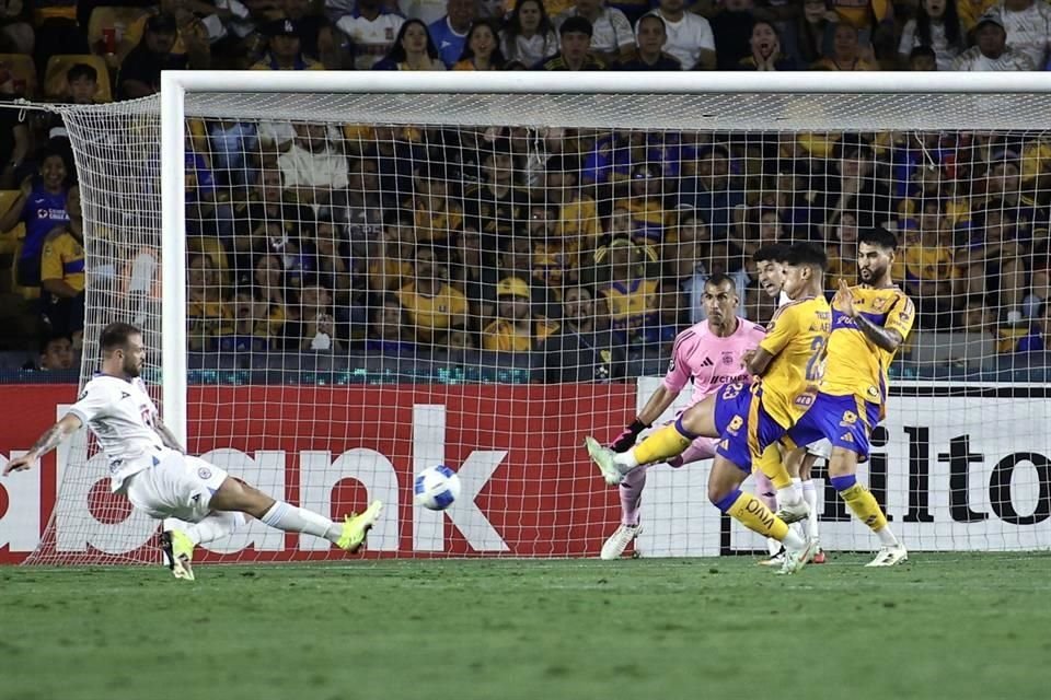 Rodolfo Rotondi marcó el 1-0 al minuto 68.
