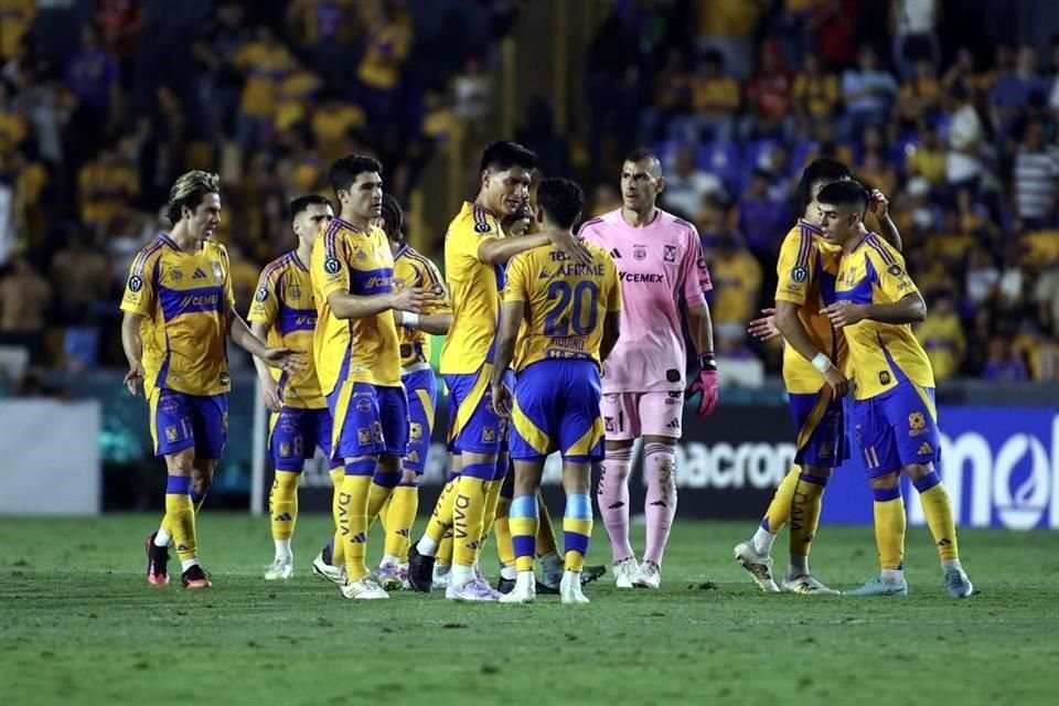 Al final del encuentro, los Tigres agradecieron el apoyo de la afición, factor que, dijeron, fue clave para empatar..