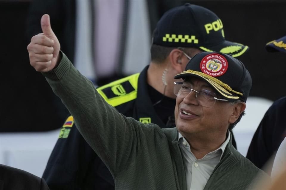 El Presidente Gustavo Petro a su llegada a una reunión en Pasto, Colombia, el 5 de abril de 2025.