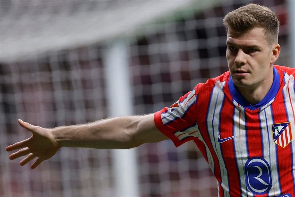 Alexander Sorloth festeja su tanto en el Metropolitano.