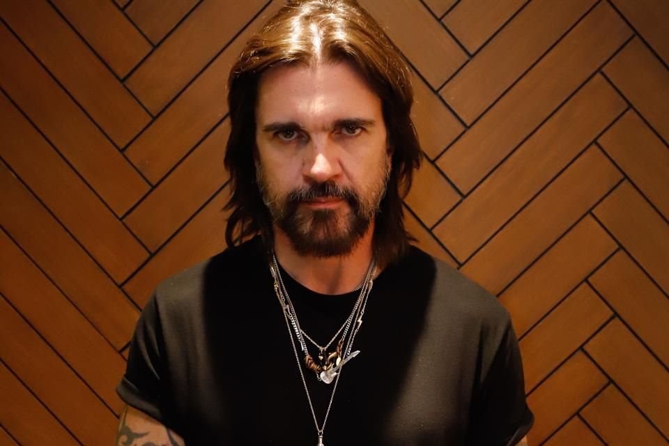 El cantante colombiano Juanes alista nuevo disco, del que lanzó este viernes una canción que creó escuchando a artistas mexicanos.