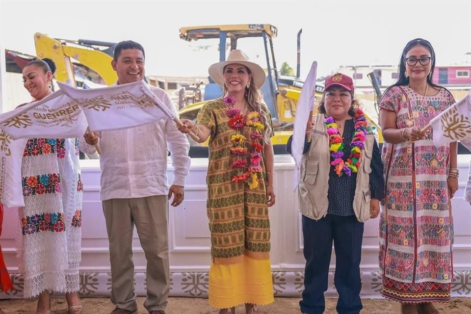 Trabajamos por un Guerrero justo y próspero: Evelyn Salgado