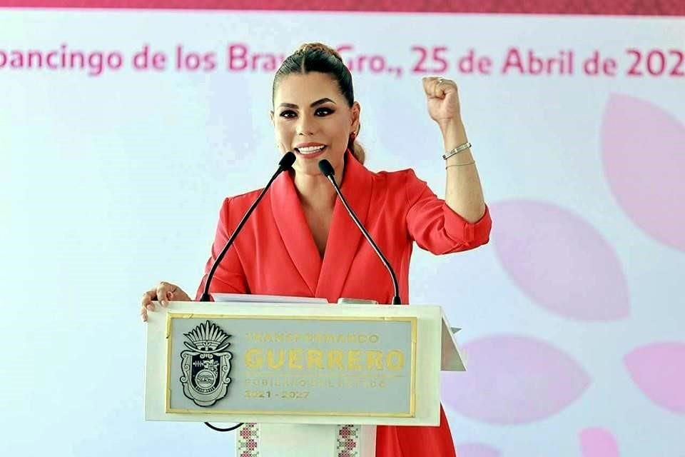 Reciben 355 familias de la zona centro aparatos funcionales con 1.2 millones de pesos de inversión.