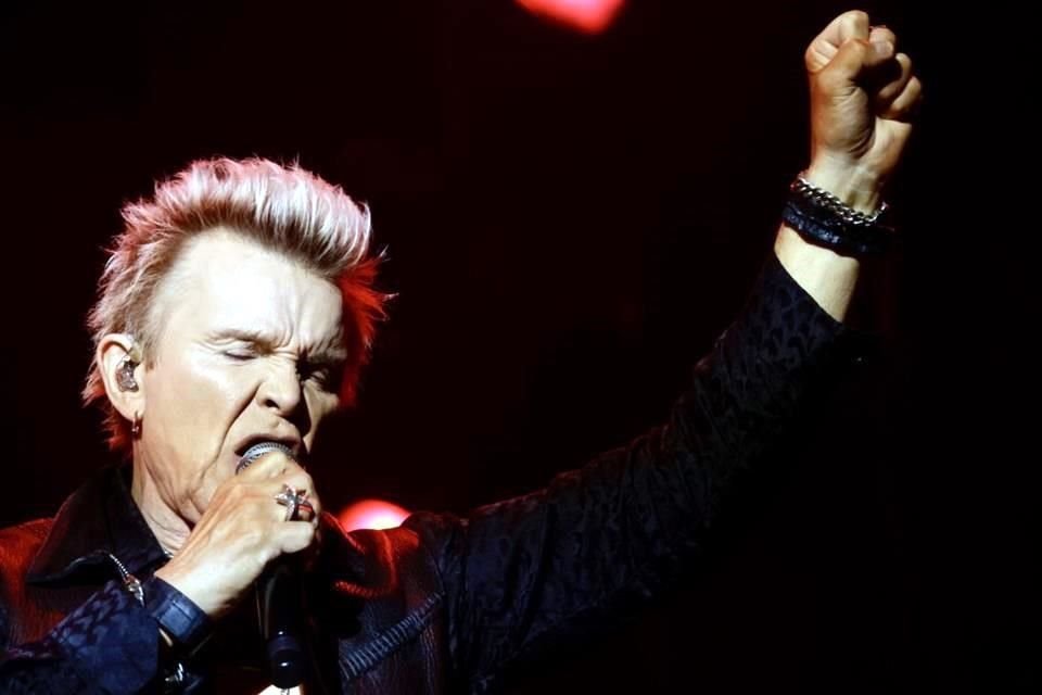 Hubo un momento en mi vida en el que vivía cada día como si fuera el último, compartió Billy Idol.