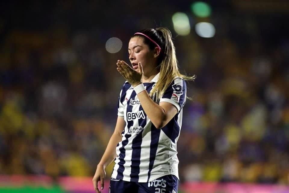 Repasa más de las acciones del partido.