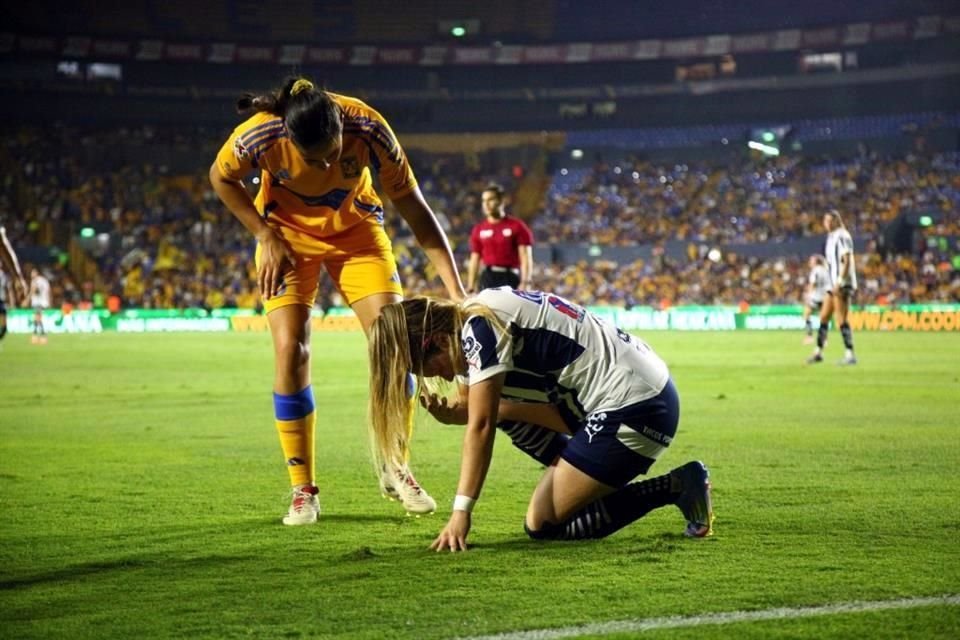 Repasa más de las acciones del partido.