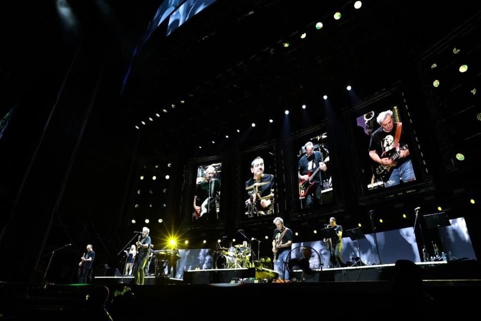 El cuarteto español se presentó con gran éxito en la Ciudad.