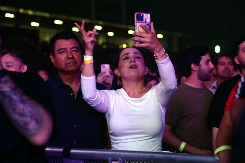 Hombres G en concierto