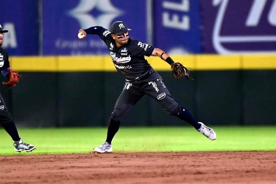 Los Sultanes pegaron primero en Monclova.