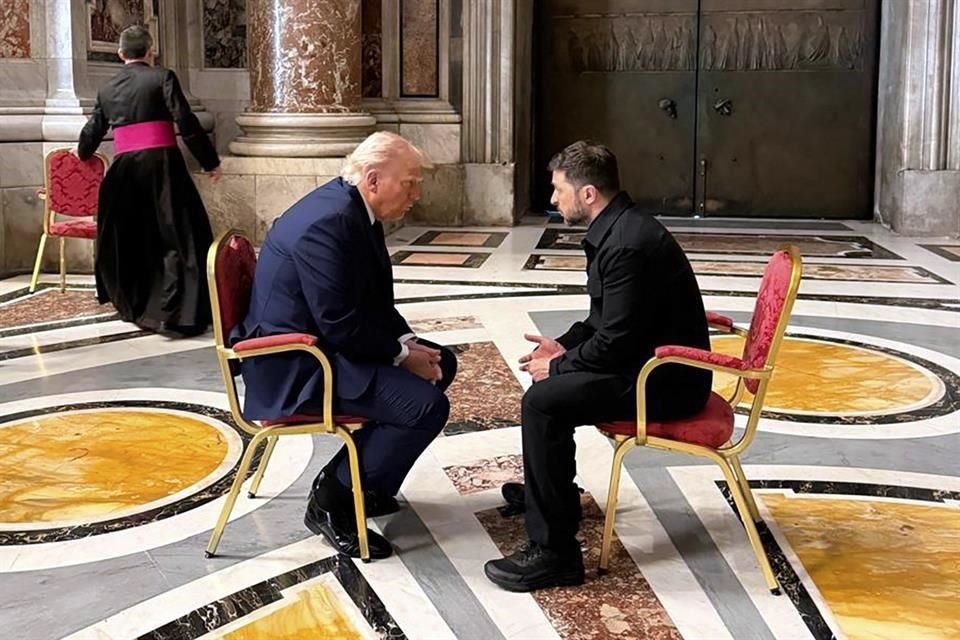 Donald Trump dijo que duda que su homólogo ruso, Vladimir Putin, quiera poner fin a su guerra en Ucrania, tras reunión con Zelensky en Roma.