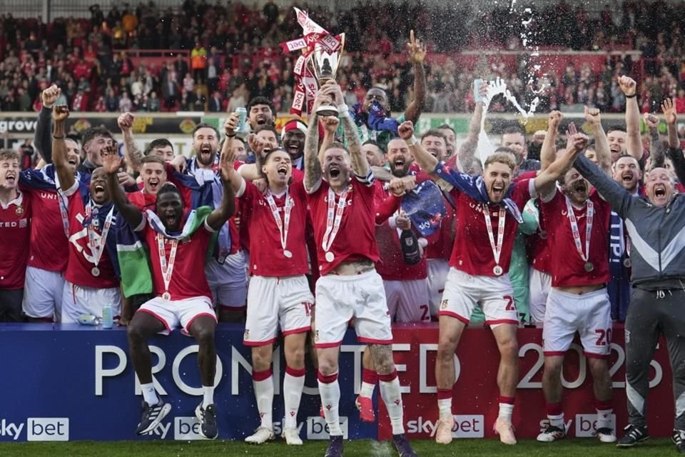 Es el tercer ascenso consecutivo para el Wrexham.