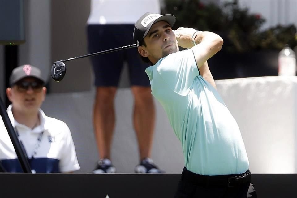 El chileno Joaquín Niemann vino de menos a más y se llevó el título del LIV Golf en la Ciudad de México.
