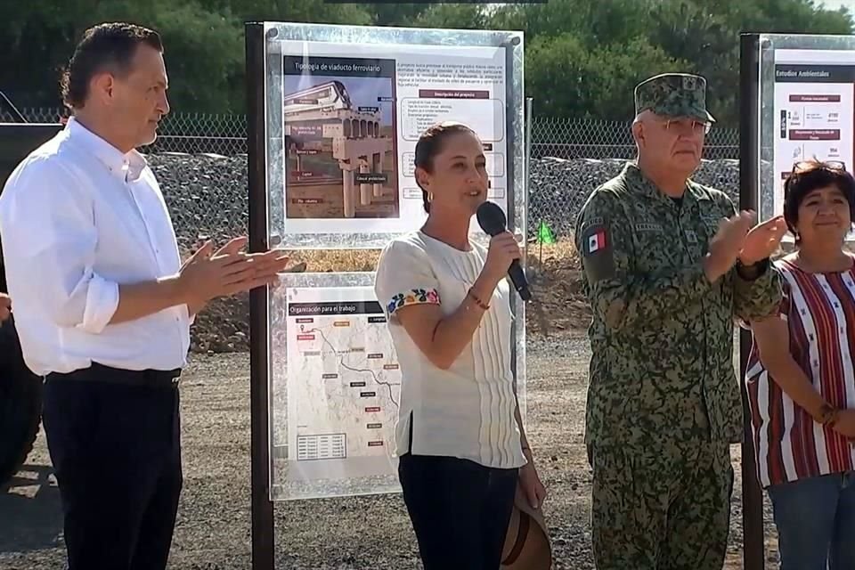 La Presidenta Claudia Sheinbaum formalizó el arranque de obras para la construcción del Tren México-Querétaro.