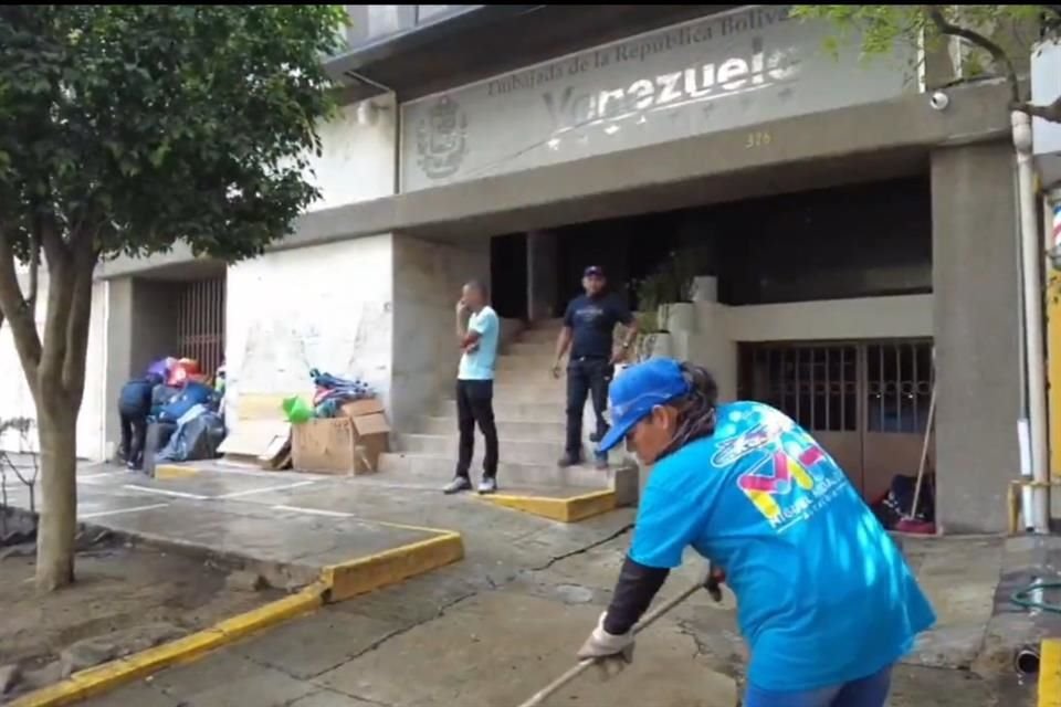 Personal de la Alcaldía Miguel Hidalgo señaló que el asentamiento temporal fue trasladado.