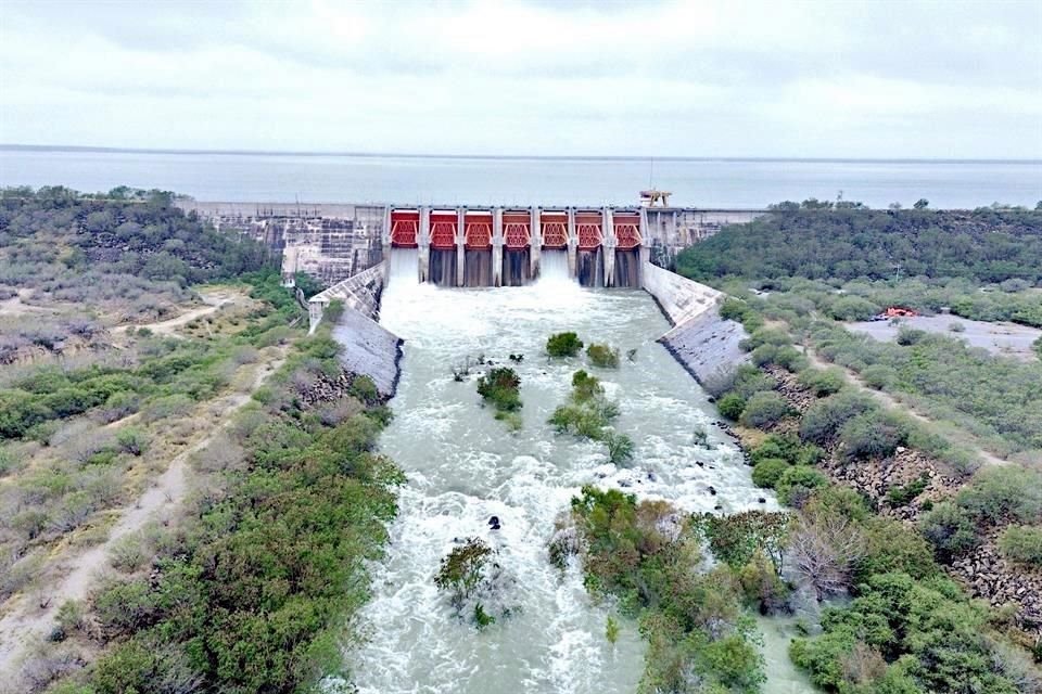 La Presa El Cuchillo ayer reportaba 833 millones de metros cúbicos.