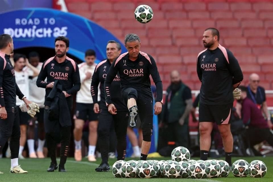 Luis Enrique tiene experiencia y sabrá encarar de la mejor manera el duelo de ida.