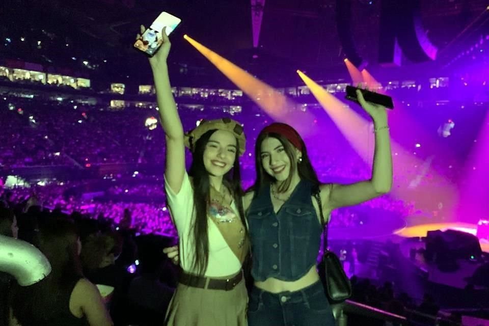 El público gozó con la actuación de la cantante.