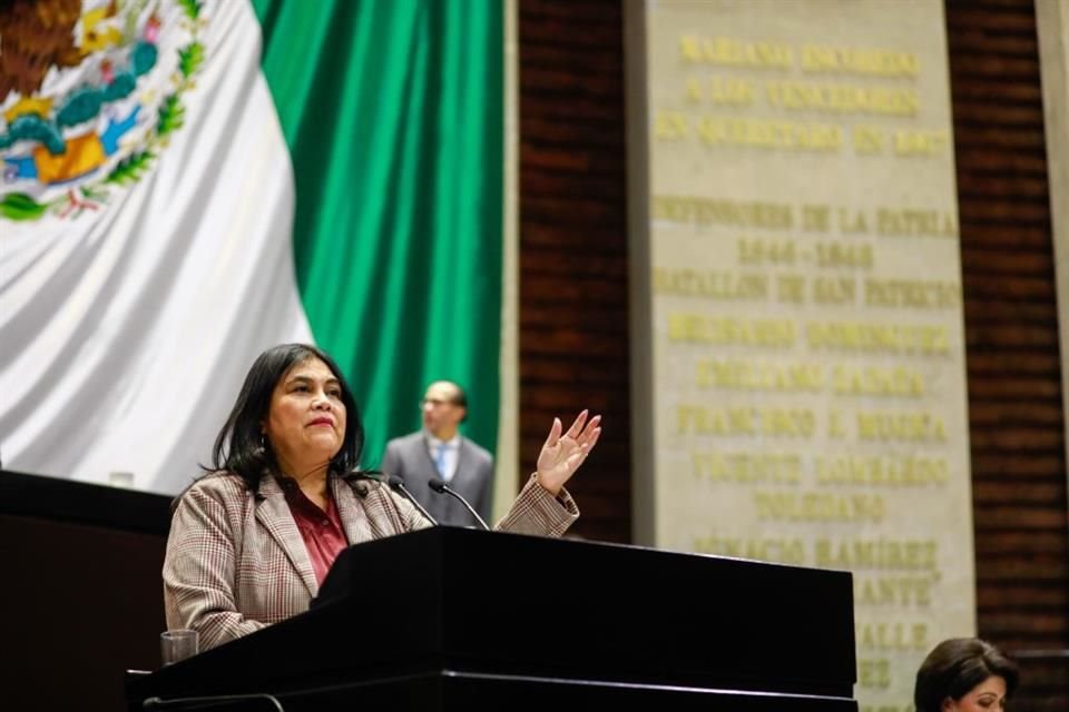 Guadalupe Chavira, senadora de Morena, propuso crear una comisión para revisar las presuntas irregularidades cometidas con el Fobaproa.