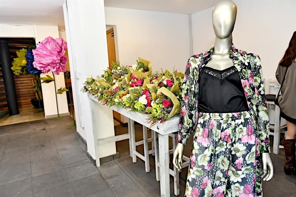 Roberto Verino presentó su nueva colección: color, alegría y sofisticación suave en prendas atemporales con sello español.