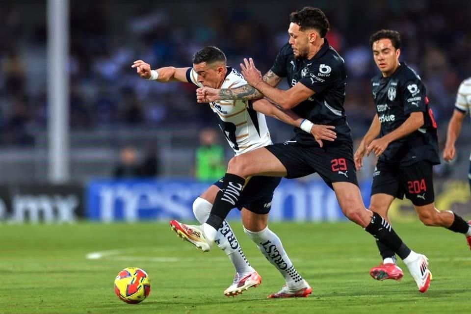 Pumas visita a Rayados en el Play-In.