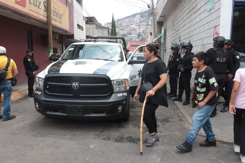 Una mujer fue asesinada a balazos mientras se encontraba en un velorio, el lugar fue resguardado por la G. N, Ejercito y policías municipales