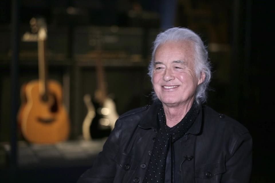 Jimmy Page enfrenta demanda por uso no autorizado de 'Dazed and Confused' en documental 'Becoming Led Zeppelin' sin créditos a Jake Holmes.