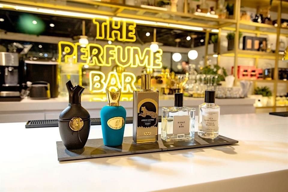 Para dar el regalo perfecto a mamá, conoce estas perfumerías en la Ciudad que más que puntos de venta, son una experiencia sensorial.