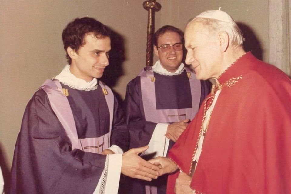 León XIV fue enviado por los agustinos a una misión en Perú en 1989