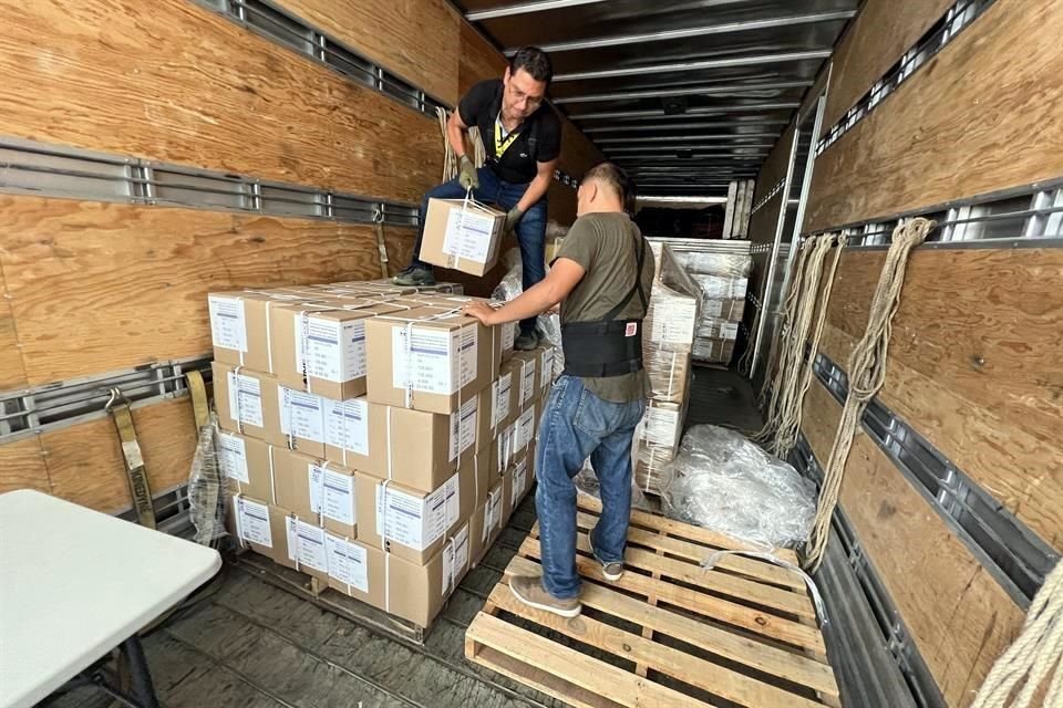 Los 14 Distritos de la entidad comenzaron a recibir los paquetes electorales poco después de las 8:00 horas.