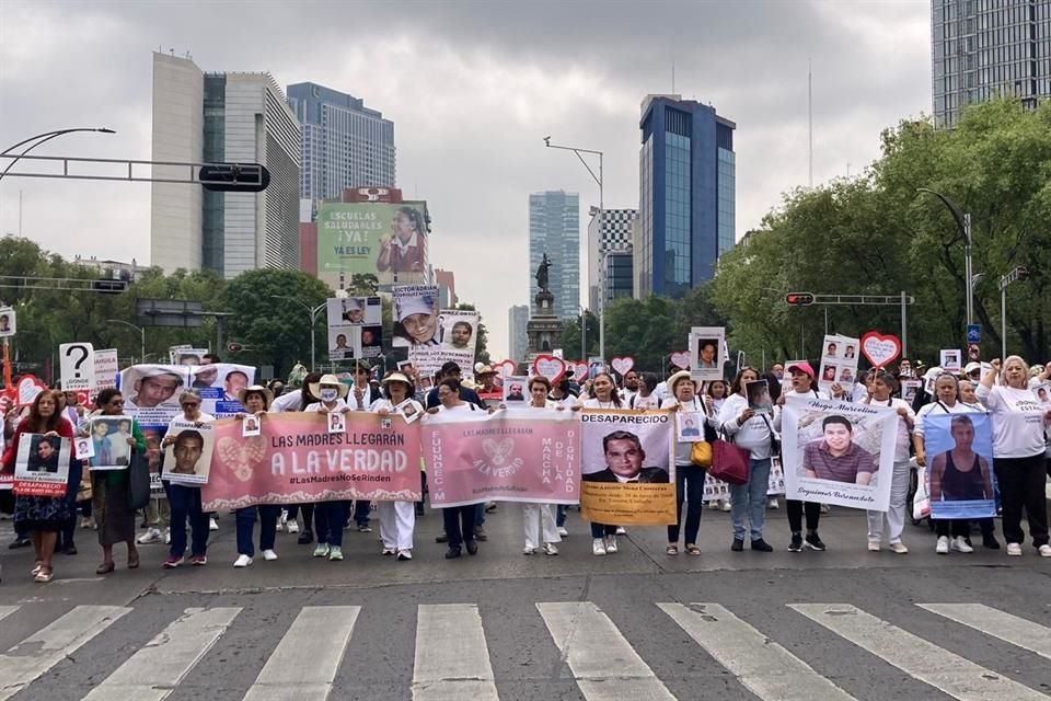 Colectivos de madres marcharon este sábado en la capital del País por sus familiares desaparecidos.