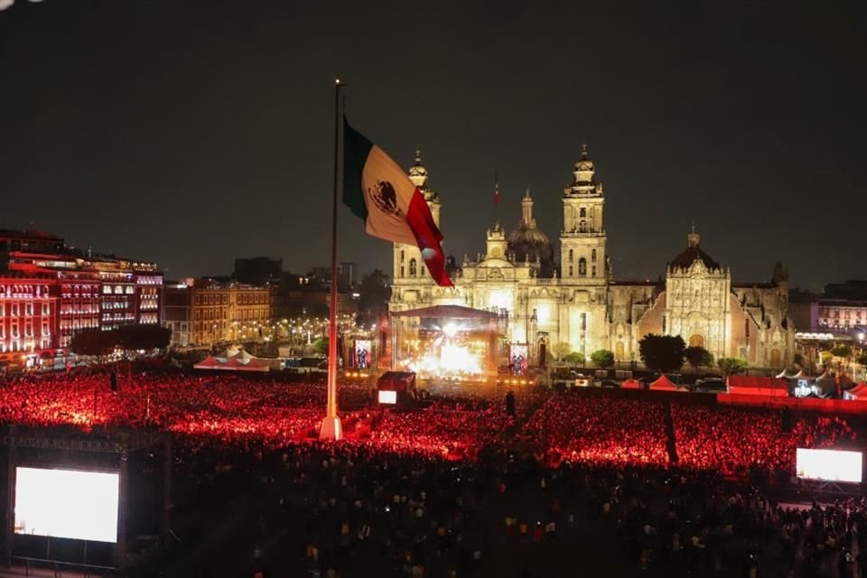 Así lució la plancha del Zócalo de CDMX.