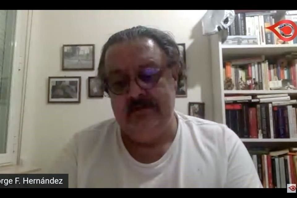 Hernández participó esta noche, invitado por la Red de Exalumnos Septién, en una mesa de diálogo sobre los retos del periodismo en el siglo 21.