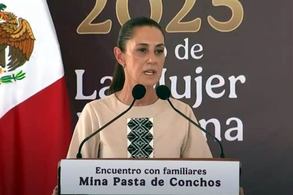 Ante los familiares, la Presidenta Sheinbaum aseguró que los trabajos continuarán.