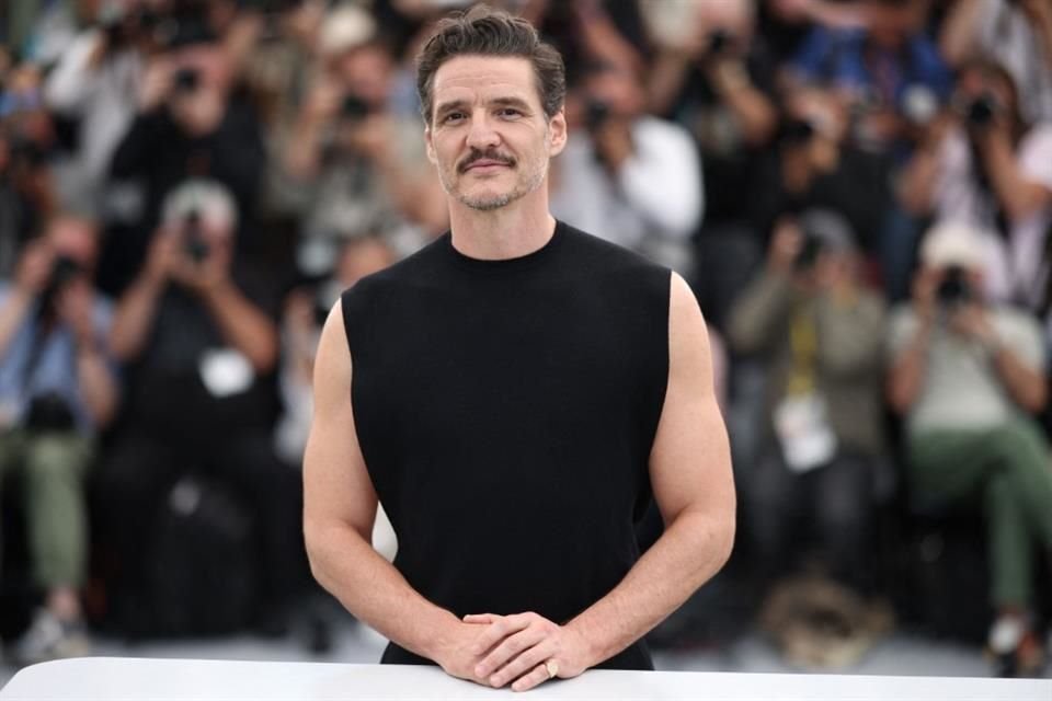 El actor chileno Pedro Pascal dijo que era 'aterrador' para un actor inmigrante como él hablar en contra de las políticas de Donald Trump.