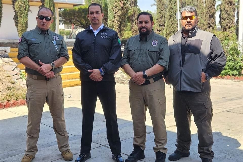 Instructores internacionales junto con el Secretario de Seguridad de Jalisco.