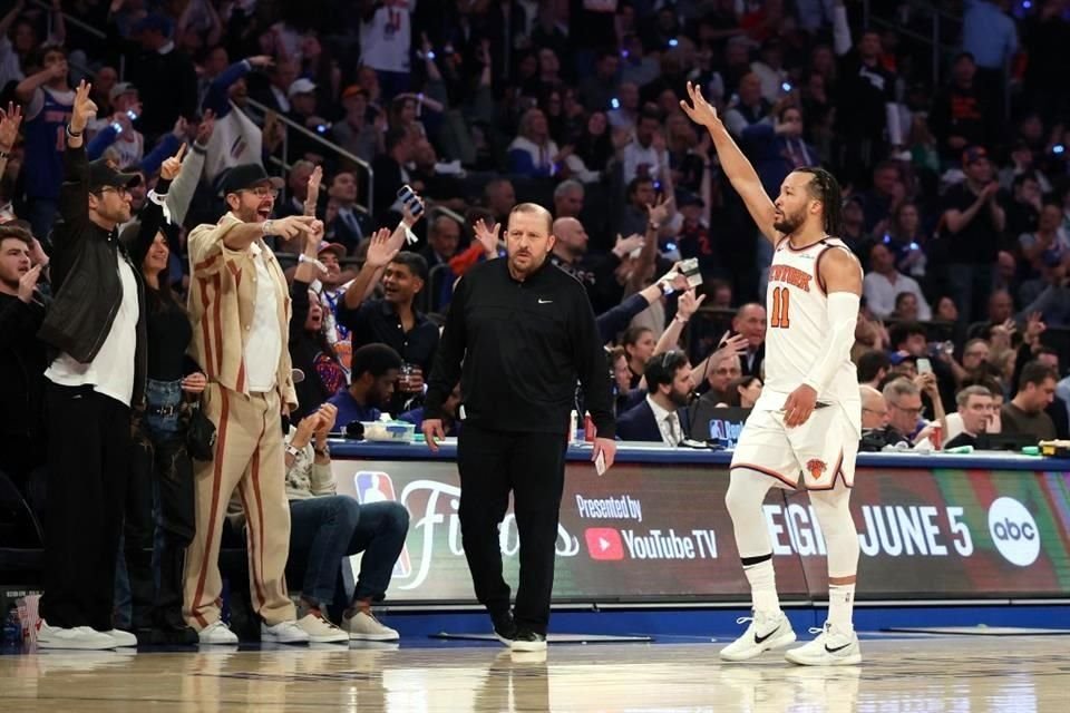 Jalen Brunson aportó 23 puntos en el triunfo de los Knicks ante los Celtics.