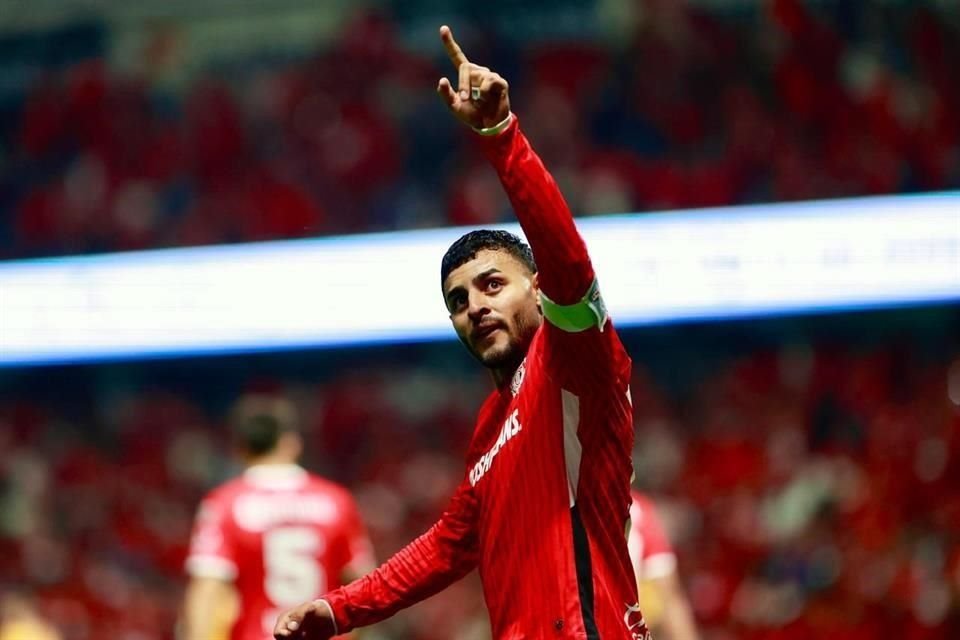 Alexis Vega marcó doblete para comandar la goleada del Toluca sobre Tigres y la clasificación a la Final del Clausura 2025.