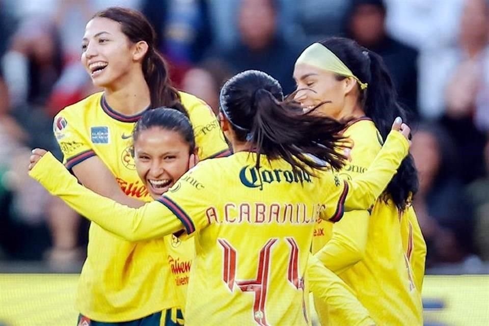 América le pegó 4-3 a Chivas en la primera edición histórica del Clásico Femenil disputada en Estados Unidos.