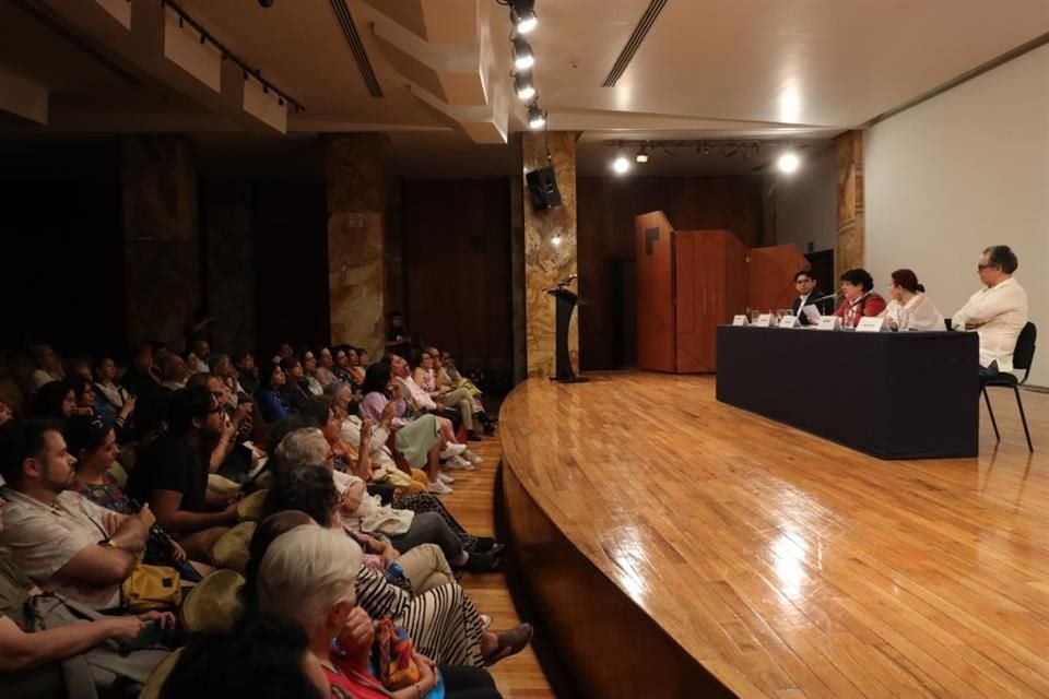 El homenaje se llevó a cabo en la Sala Manuel M. Ponce del Palacio de Bellas Artes.