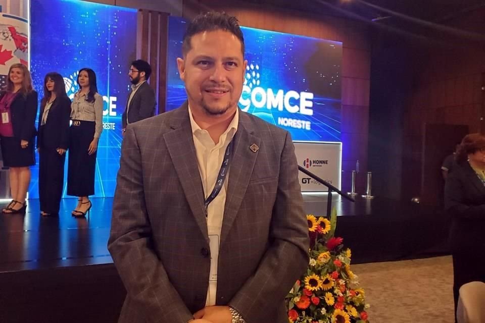 José Alday, gerente de Comercio Exterior y Cadena de Suministro de International Motors México.