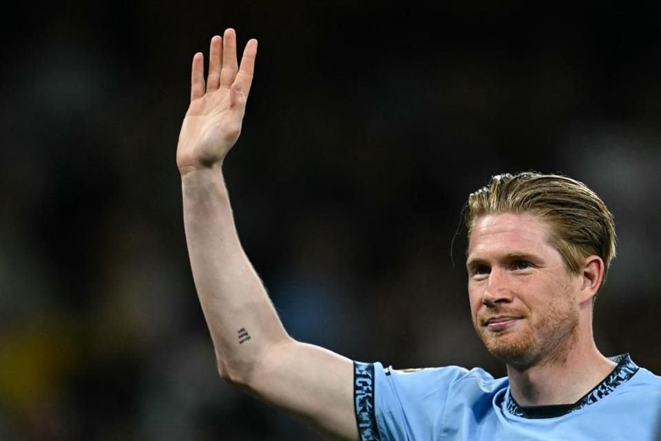 Kevin De Bruyne tuvo una emotiva despedida en su último juego en casa con el Manchester City, con un triunfo 3-1 sobre el Bournemouth.