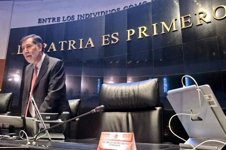La Permanente brindó un minuto de aplausos a las víctimas.